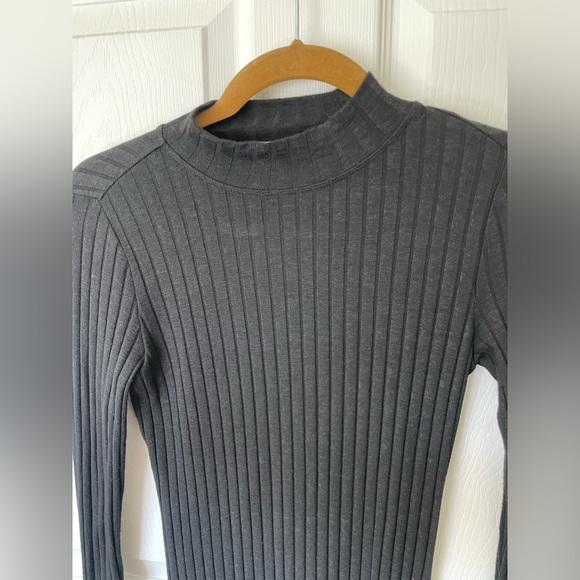 Abercrombie Ribbed Tunic Sweater Dress - Picture 2 of 4